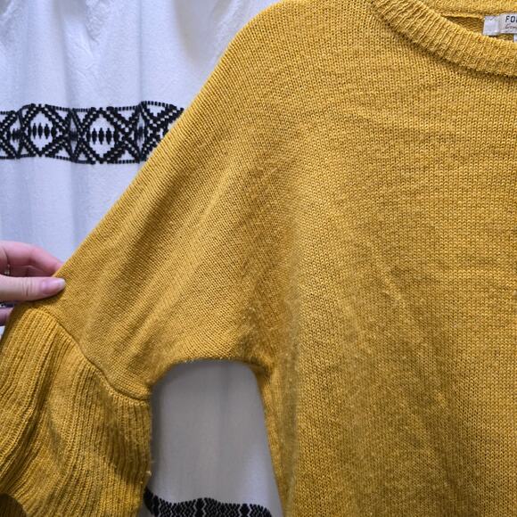 Forever 21 Contemporary yellow knit ruffle long sleeve sweater crew neck small - Picture 4 of 11